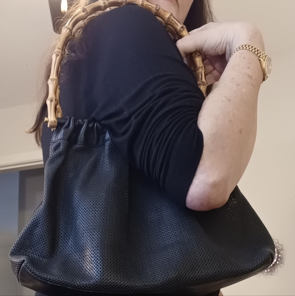 Gucci Bamboo Loop Handle perforated leather purse - Picture 11 of 11